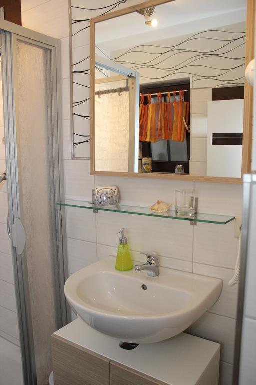 Ferienwohnung Athena بيرنا الغرفة الصورة